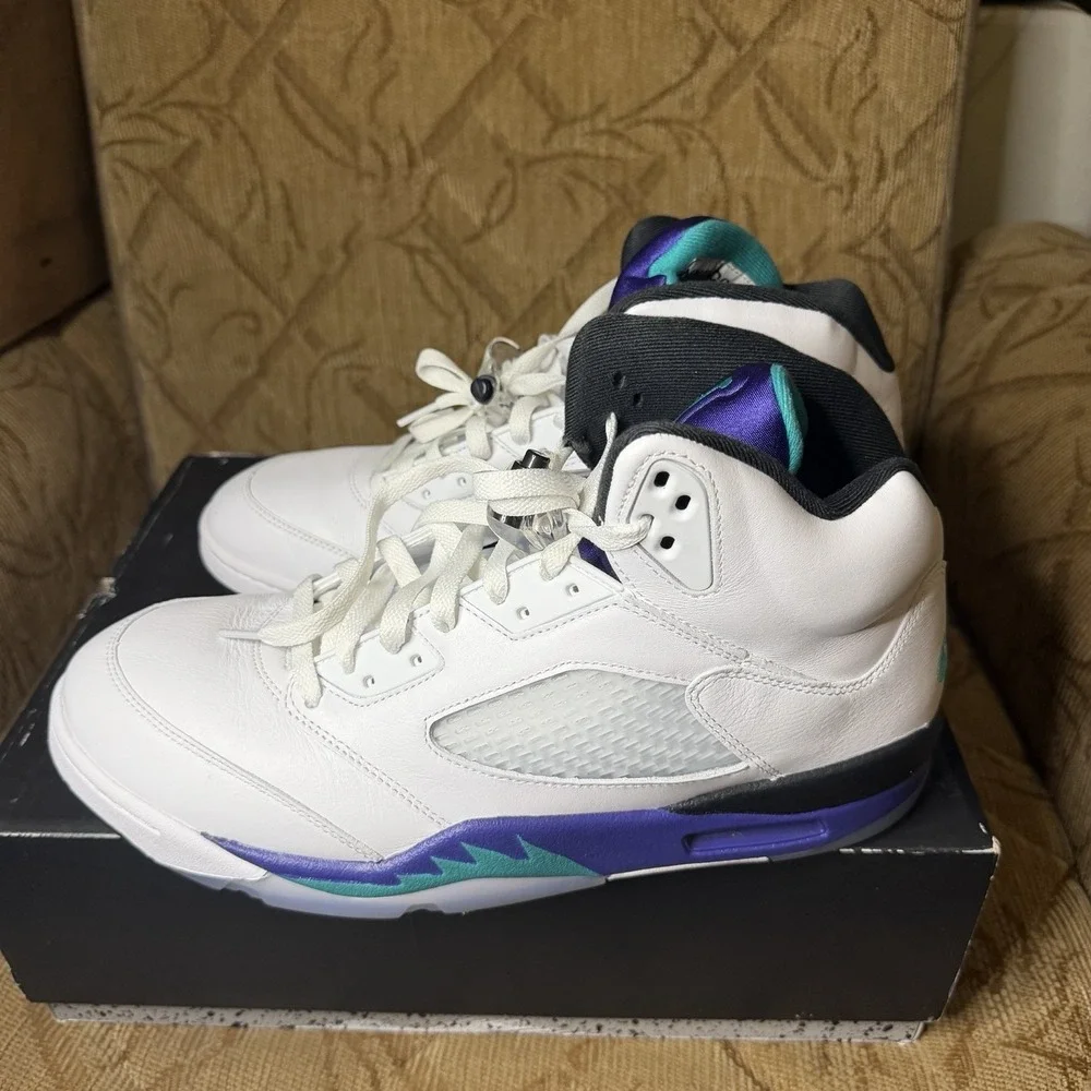 Air Jordan 5 Retro Grape 2025 HQ7978-100 Sneakers Size 13 W/ Box
